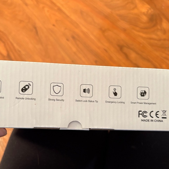 Electronic Lock with Remote Control - Picture 3 of 7